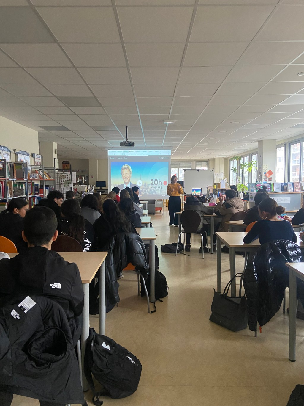 UNE JOURNALISTE AU&nbsp;COLLÈGE