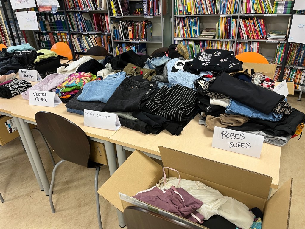 SUCCES AU RENDEZ-VOUS POUR LE PREMIER VIDE-DRESSING TROC&nbsp;SOLIDAIRE